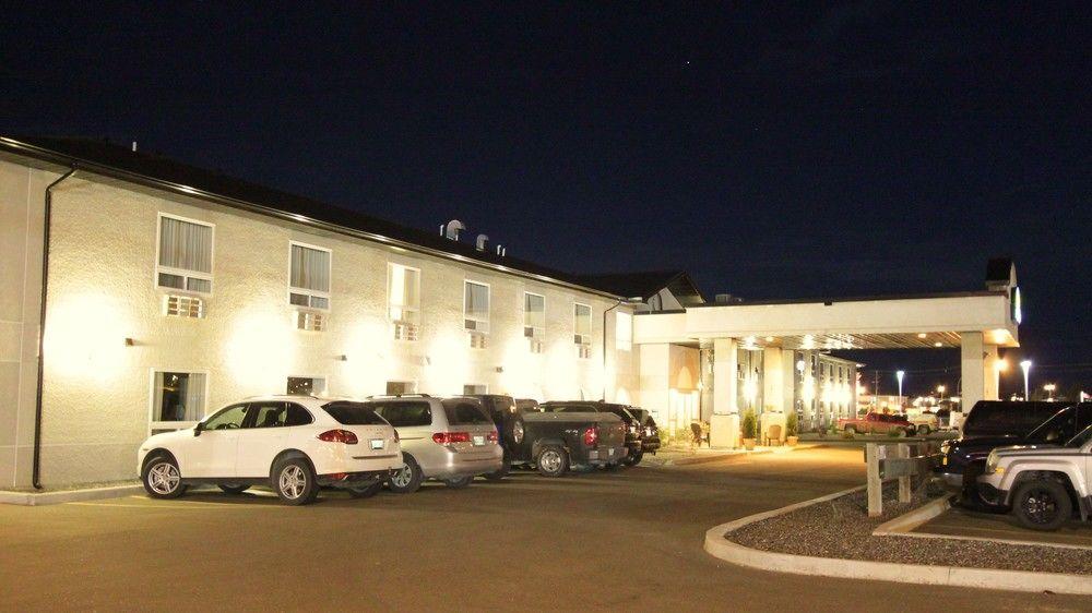 Days Inn & Suites By Wyndham Thompson Zewnętrze zdjęcie