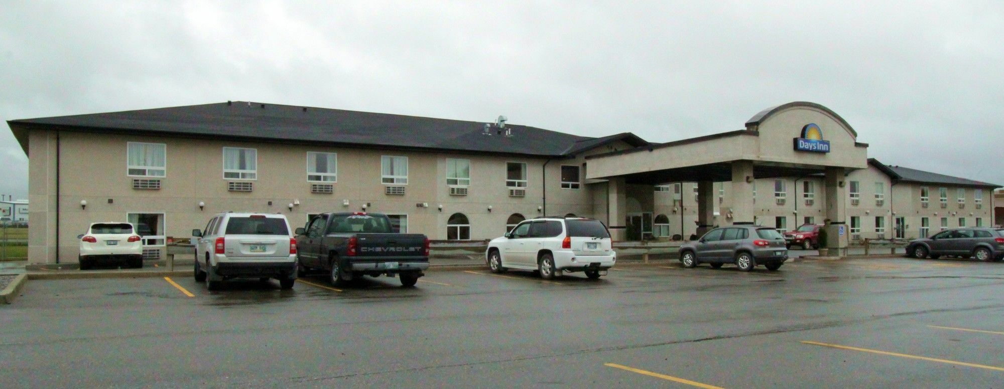 Days Inn & Suites By Wyndham Thompson Zewnętrze zdjęcie